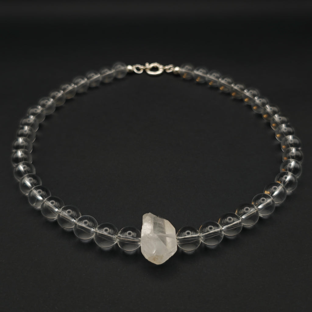 Uwazi: Crystal Quartz 10mm front view